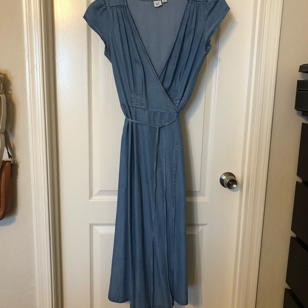 Gap tencil chambray wrap dress